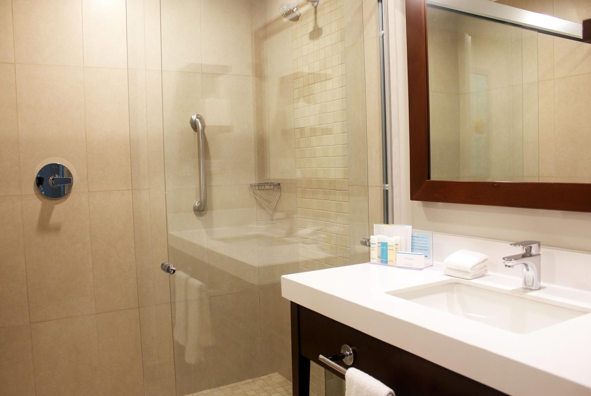 Hampton Inn By Hilton Mérida Buitenkant foto