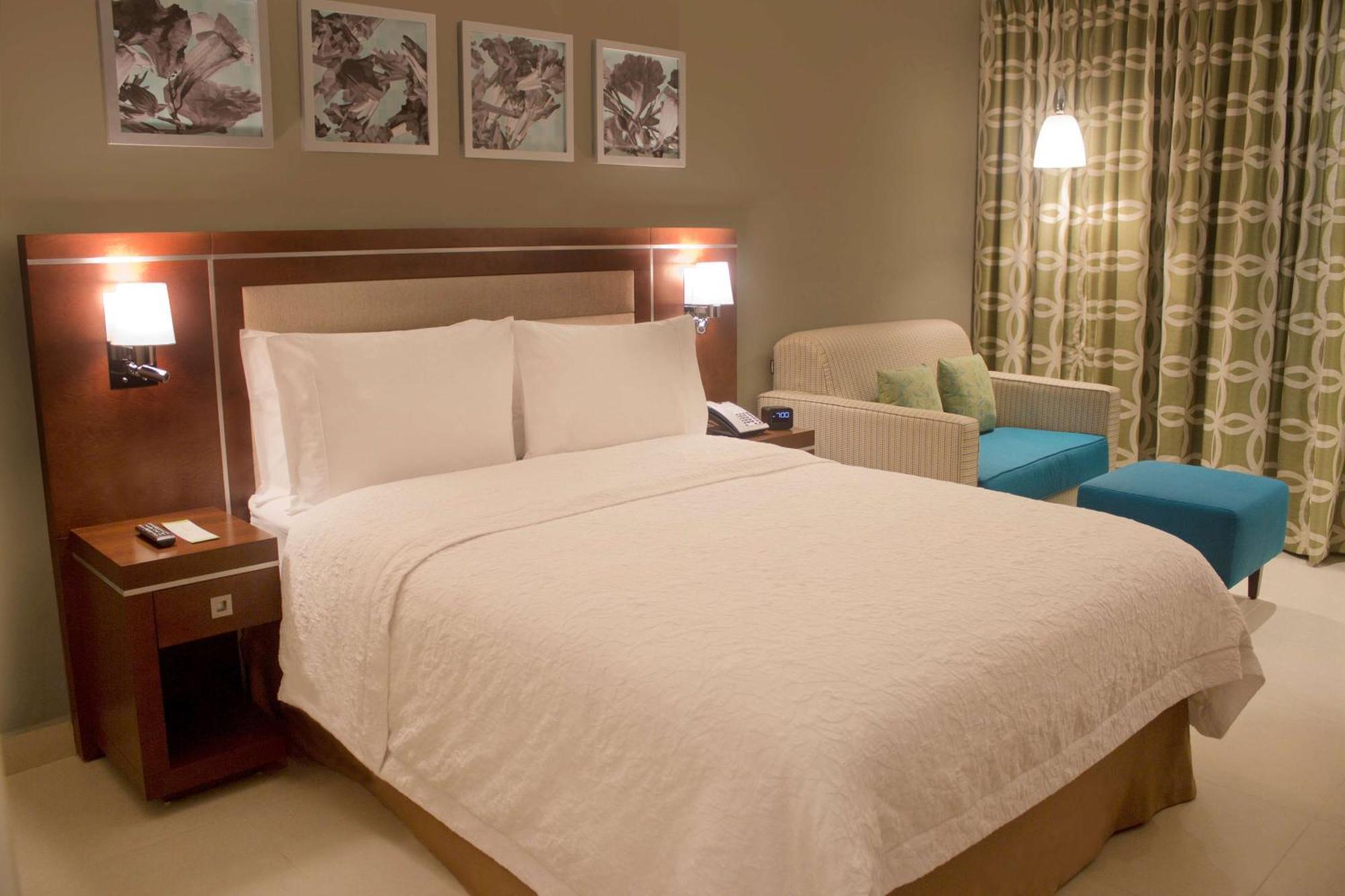 Hampton Inn By Hilton Mérida Buitenkant foto