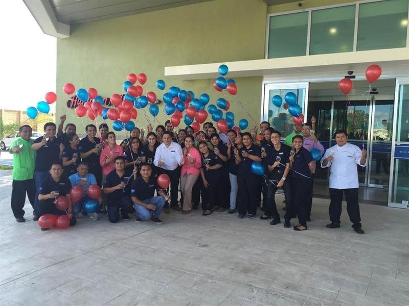 Hampton Inn By Hilton Mérida Buitenkant foto